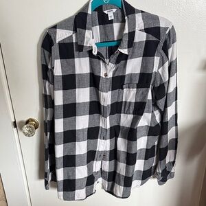 Old Navy Black and White Buffalo Plaid Shirt